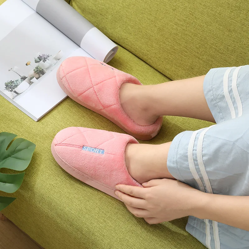 Cotton soft and flexible marshmallow like comfort and warmth reduces muscle fatigue custom winter slippers
