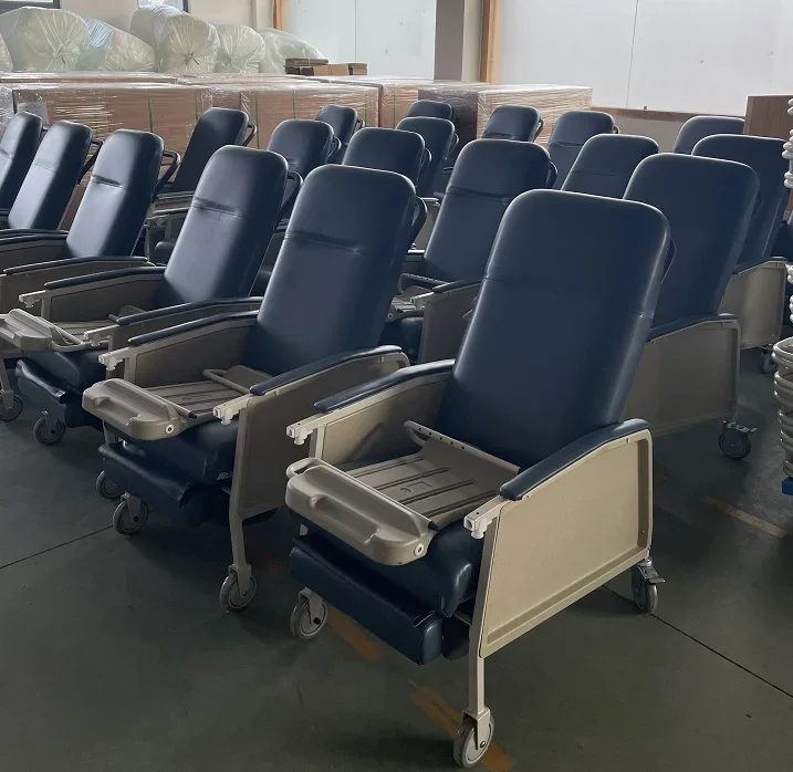 LR603 Medical Recliner Adjustable Patient Geriatric Chair Hospital Clinical Care Chair For Elderly and Patients