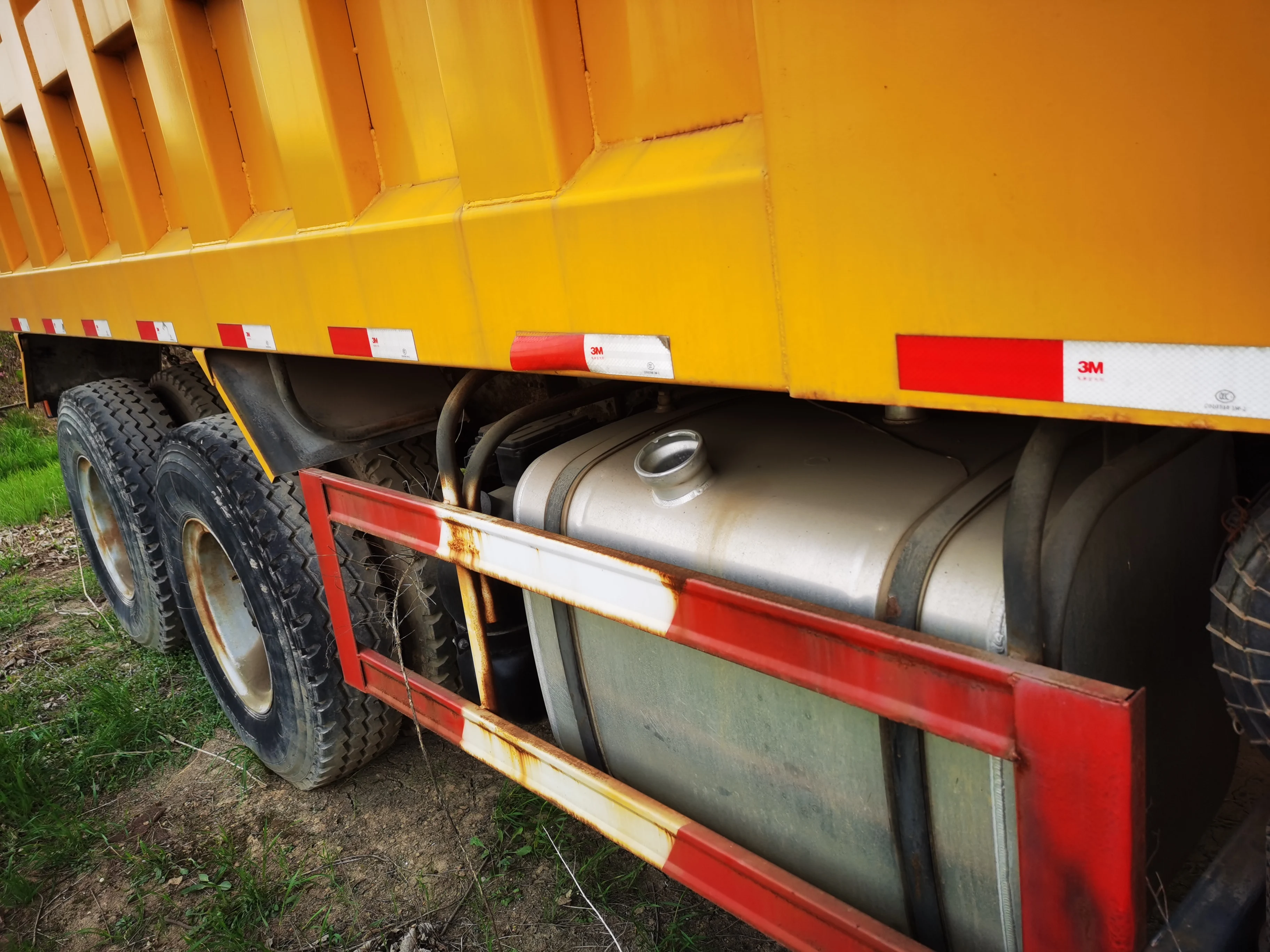 Heavy Duty Used Trucks New Sino Sinotruk Shacman 6X4 Dumper Tipper Tipping Dump Truck