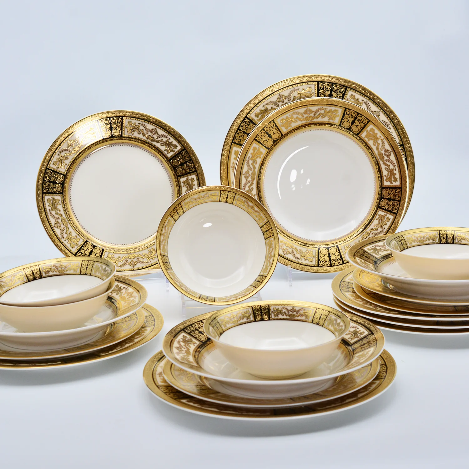 Germany royal gold rim dinnerware set bone china gold plated set
