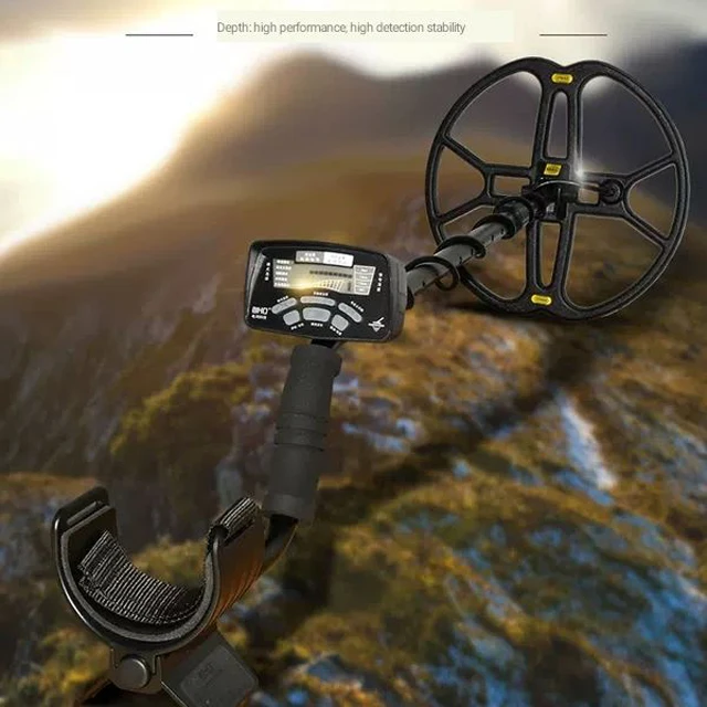 The new technology underwater 2m long-distance deep gold metal detector has strong identification capability and positioning fun