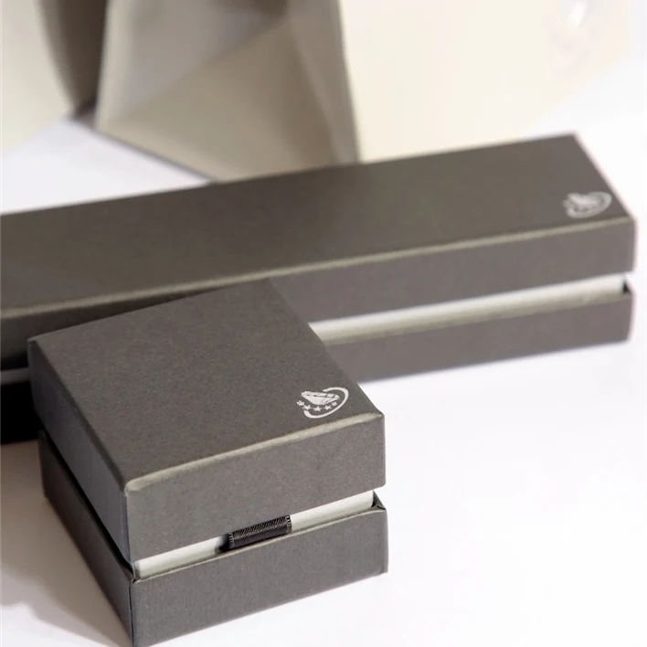 High quality custom logo ribbon bow gold cardboard paper jewelry gift box with lid