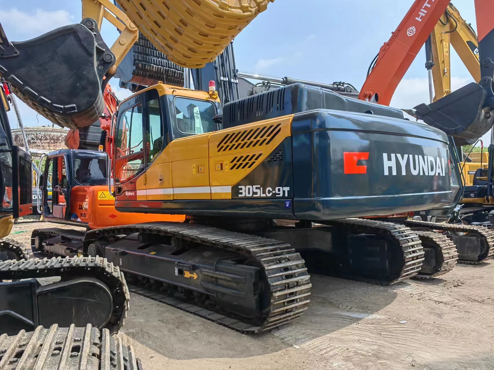 tracked excavator hyundai 305lc-9t 2019 2020 model hydraulic machinery 300lc 335lc excavator