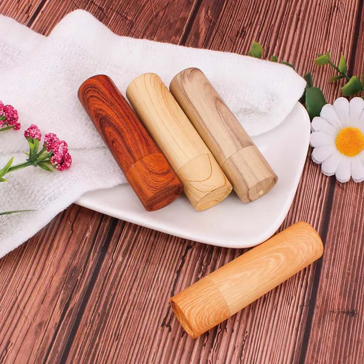 Wholesale Moisturizing Lipstick  wood grain Lip Balm Nourish Lip Care Private Label Cream