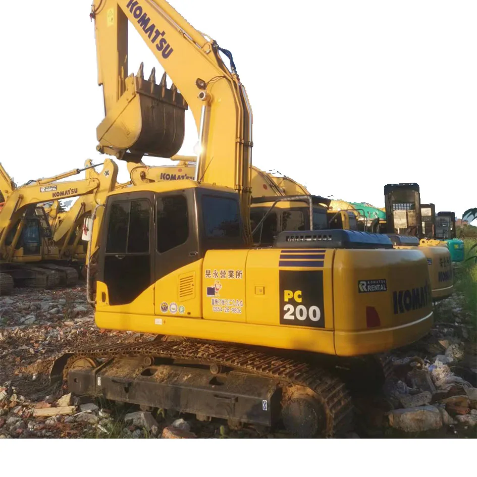 Popular KOMATSU excavator good quality cheap price engineering machine original Japan used Komatsu PC200-7 excavator