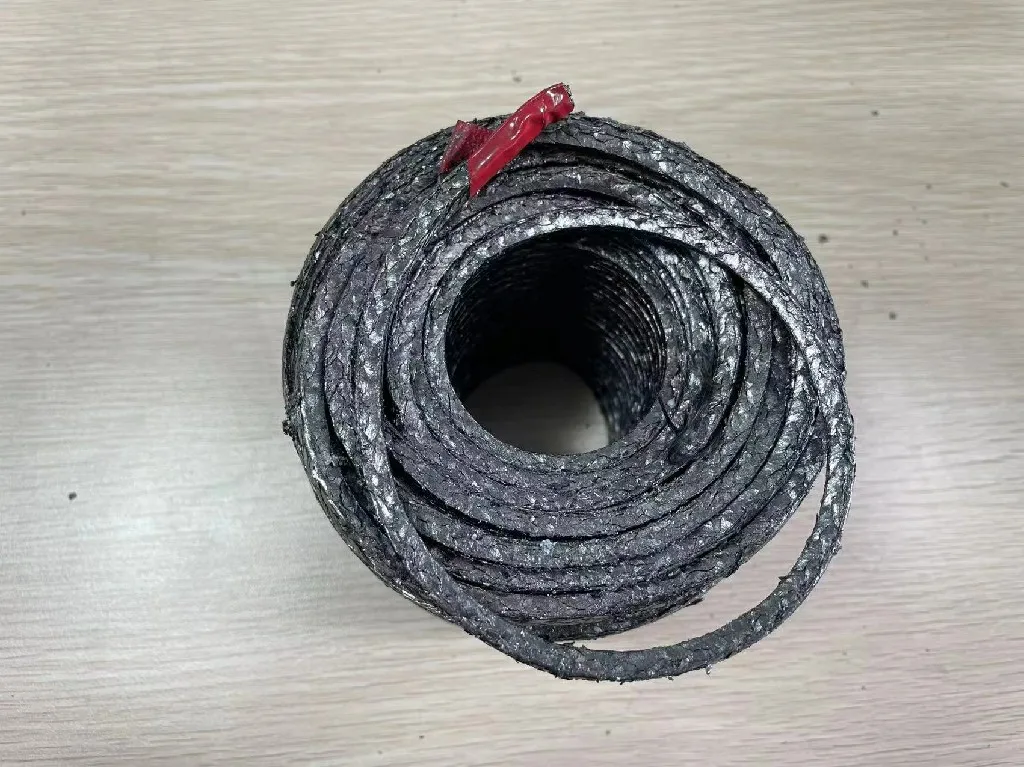 China manufacturer 4*4MM flexible graphite packing 6560 for sealing