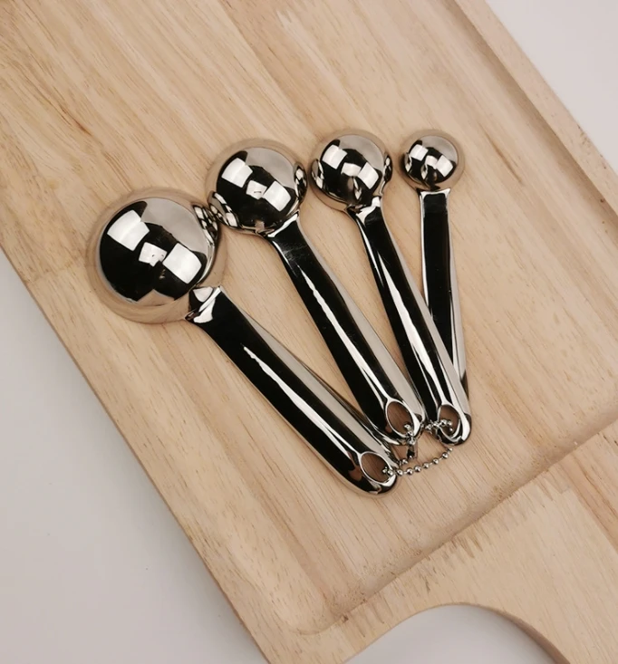 Stainless steel cake baking 1/2 tsp, 1/2 tsp, 1tsp  1 tbls  measuring spoon 4 pieces kit measure spoon measuring scoop