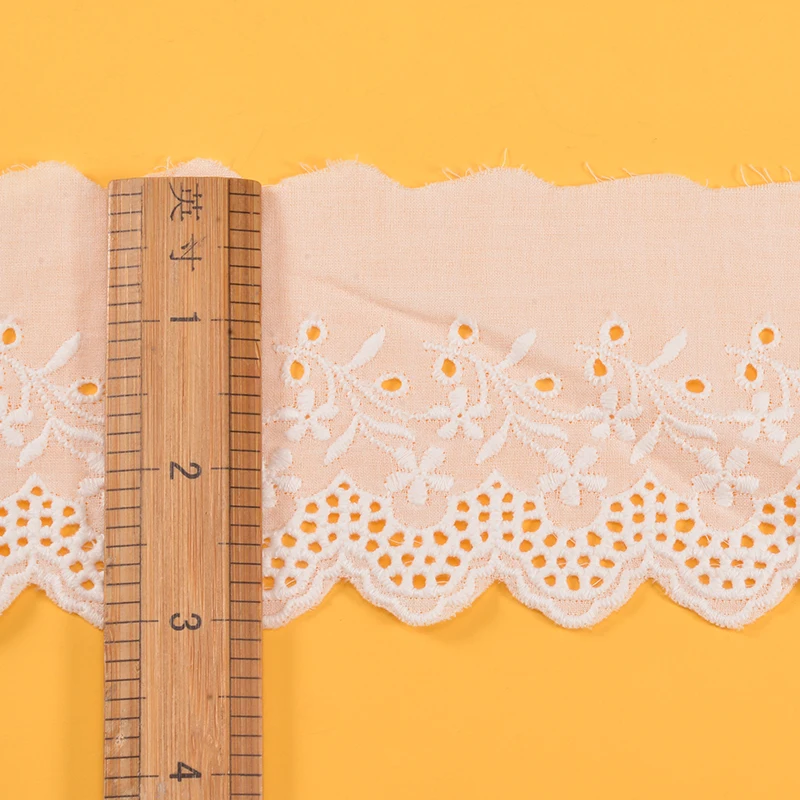 Wholesale Embroidery Insertion Lace Trim White 100% Cotton Eyelet Flower Lace Fabric Trim