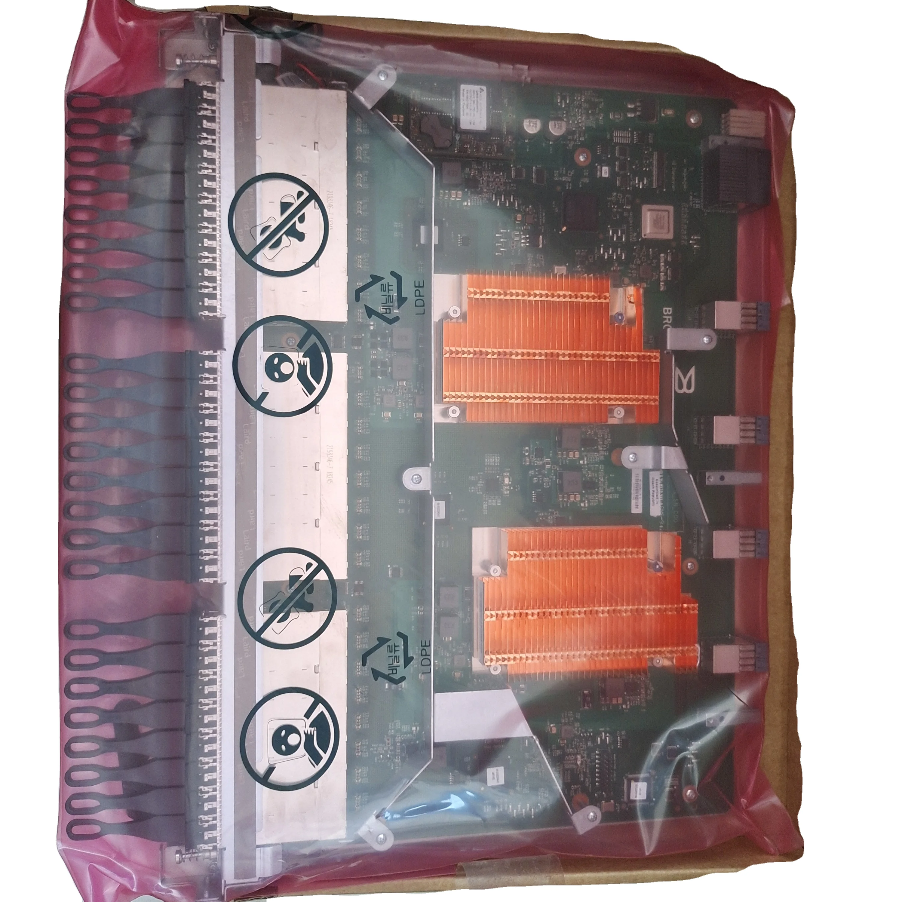 Brocade X6-FC32-48 Port blade Supports hot swap Brocade Fibre Channel