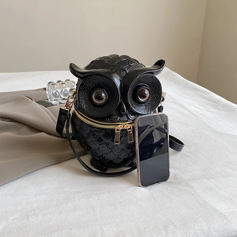 3D Women Owl Shaped Crossbody Shoulder Bag PU Leather Unique Handbag Novelty Gothic Style Creative Purses