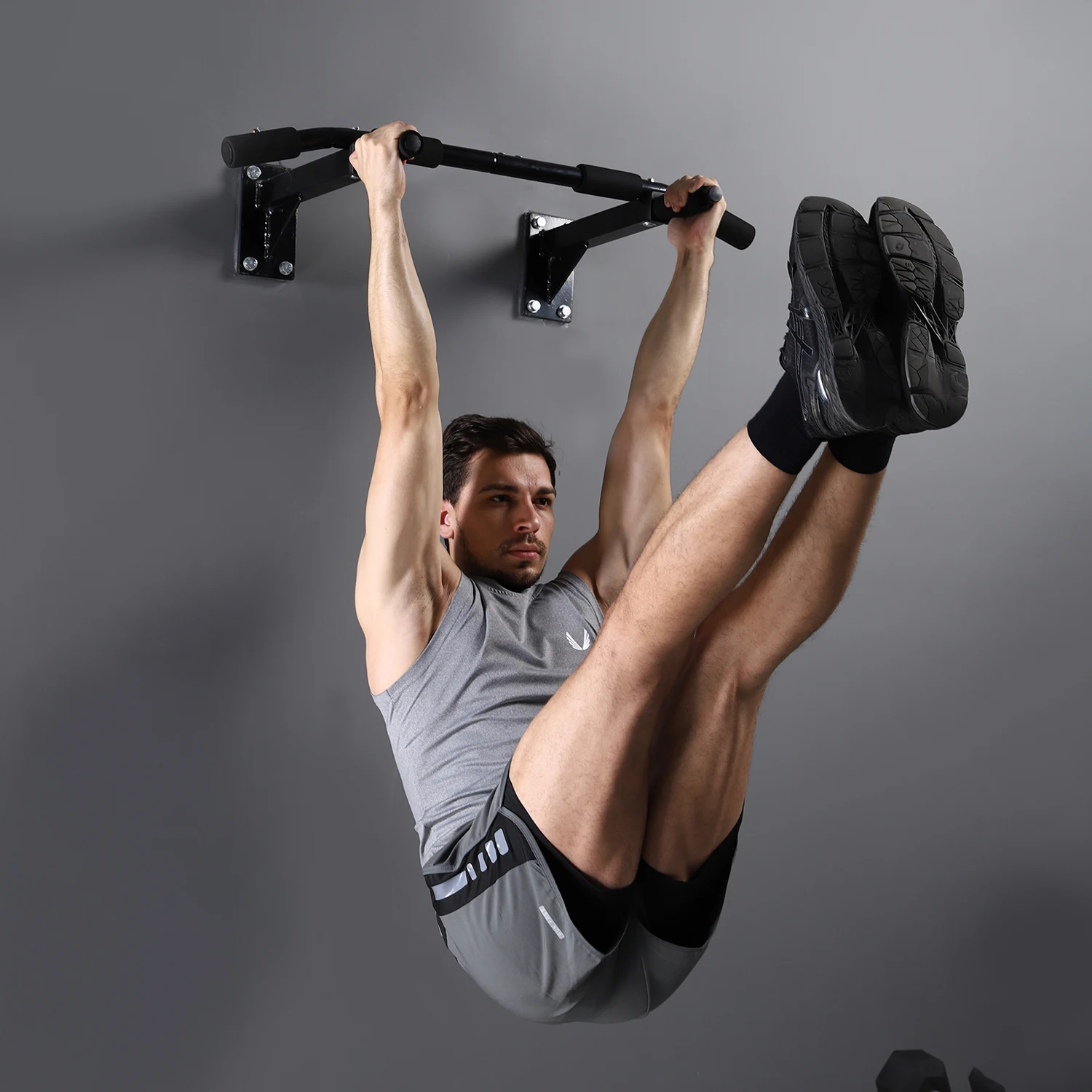 Wall Mounted Multifunctional Home Use Chin-Up Fitness Equipment Pull-Up Bar for Strength Training