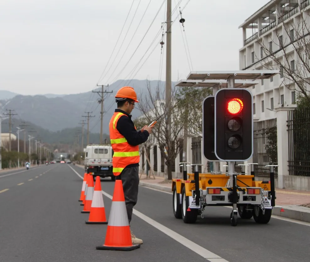 Road Construction Equipment 3-lamps Tripod Traffic Signals with controller
