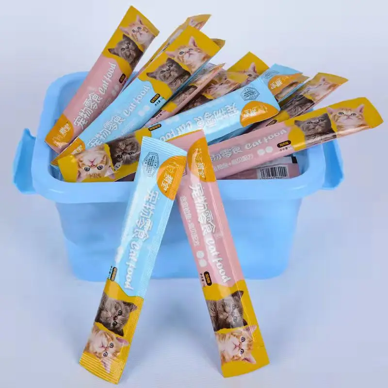 2022 wholesale Cat Puree Salmon&chicken cream snack pet treats cat treat snack wet food, cat and dog treats, cat liquid snack