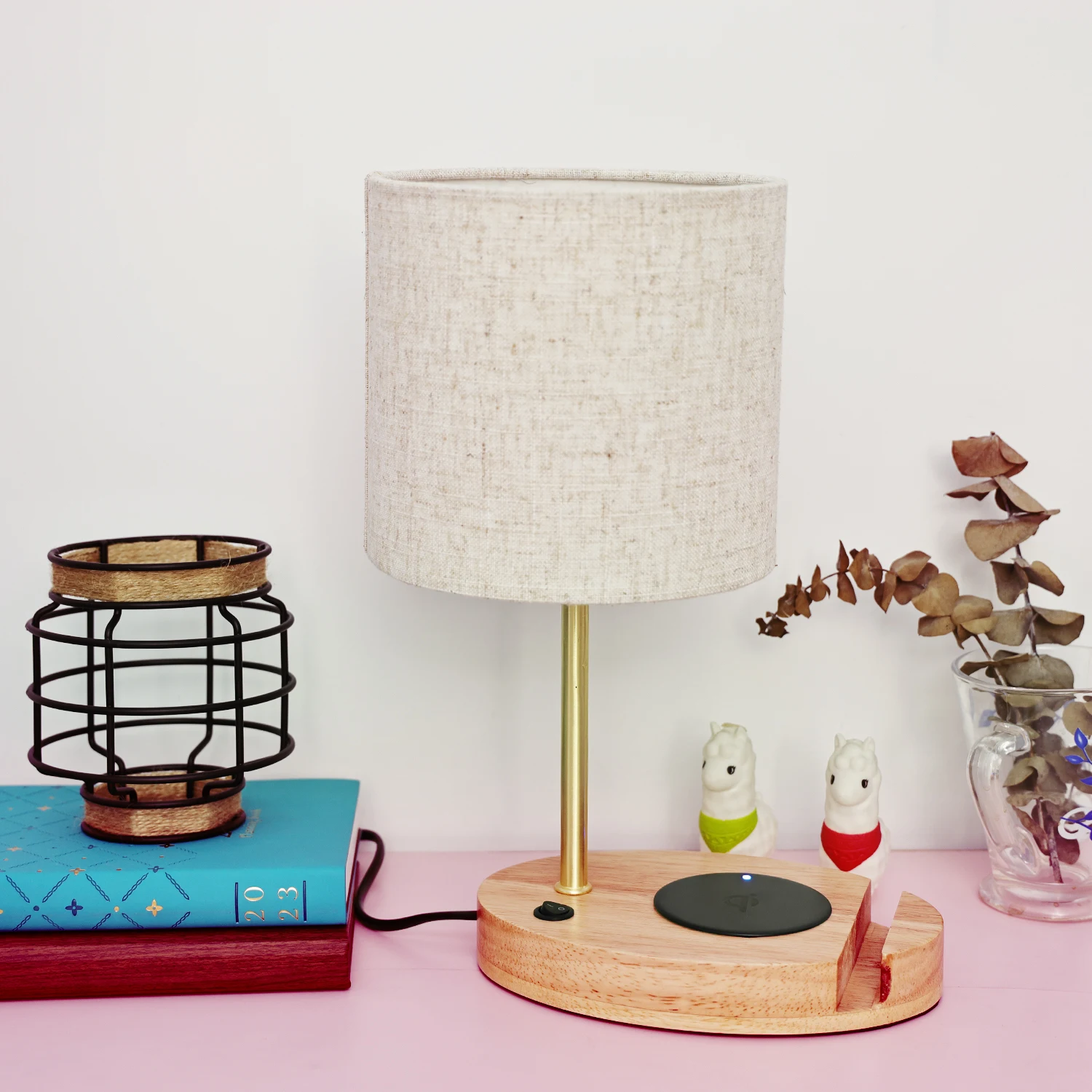 TIANHUA Nordic Simple Creative Bedside Luxury Decor Table Desk Light Lamp Smart Led Cordless Chargeable Modern Table Lamp