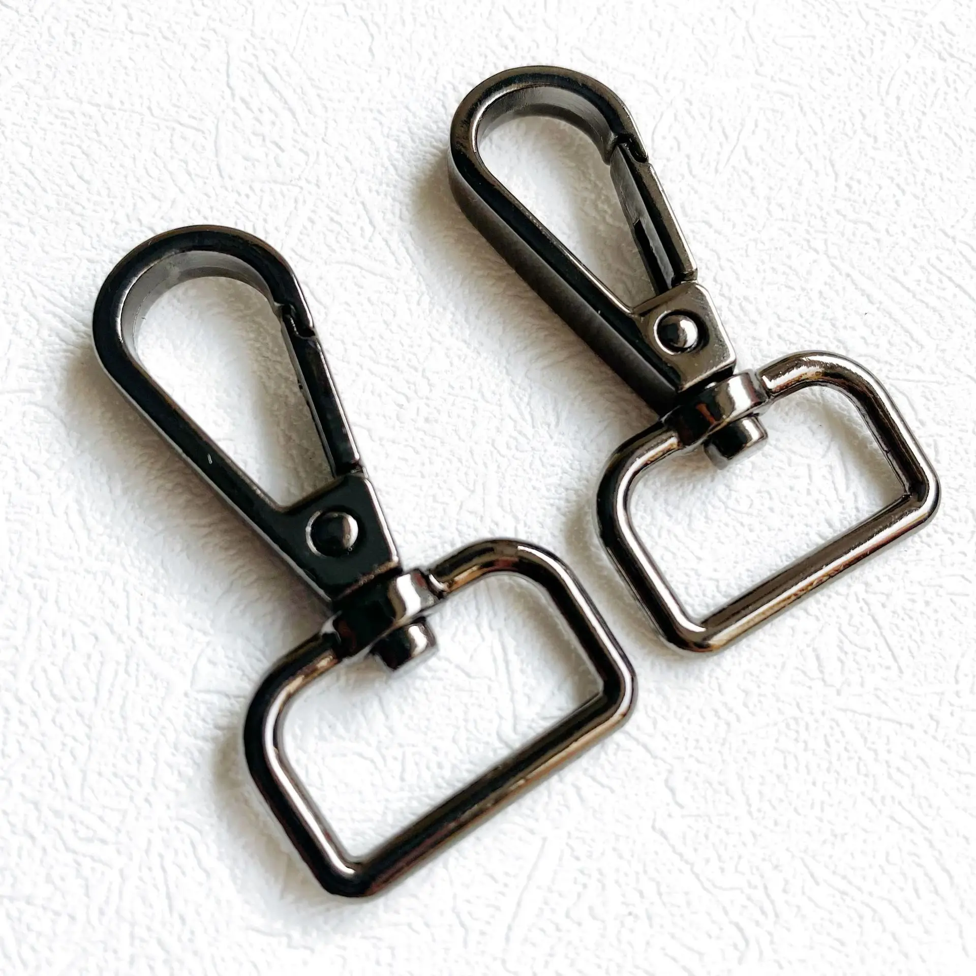 YOYO Factory Dog Hook Metal Zinc Alloy Snap Hook Swivel Clasp Lobster Claw Clasps for Hardware Accessories