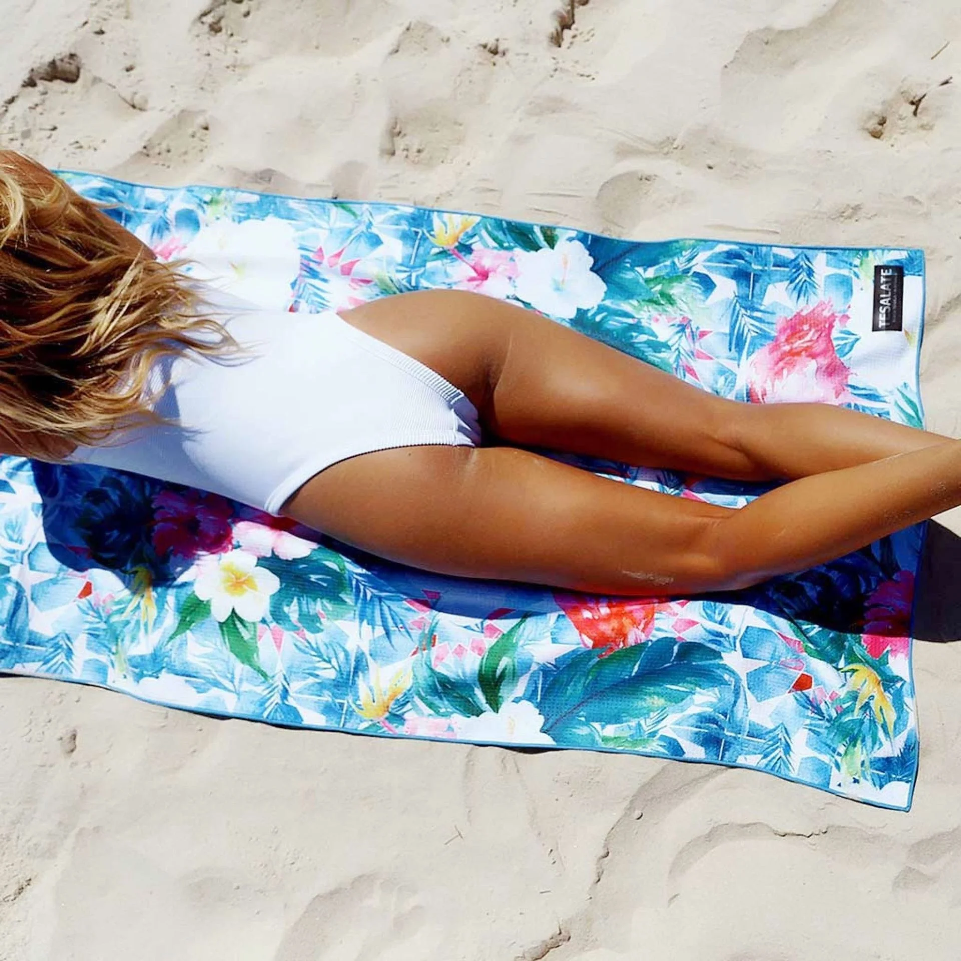 RPET Microfiber Waffle Beach Towel Custom Double Sided Printing Sand Free 100% Recycled Microfiber Travel Beach Towel