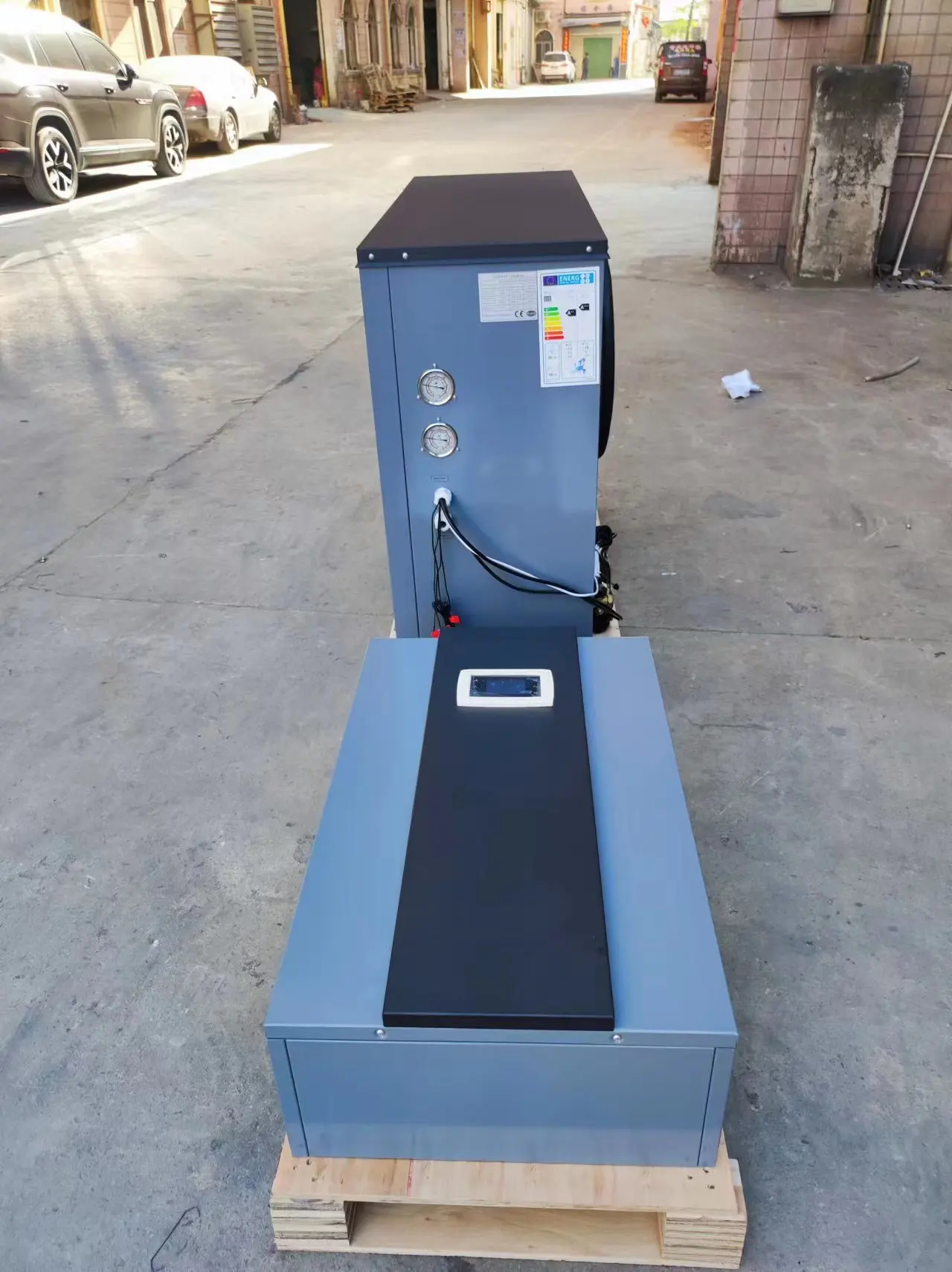 11kw DC Inverter Split Heat Pump Heating and Cooling Hot WaterWIFI Controlled