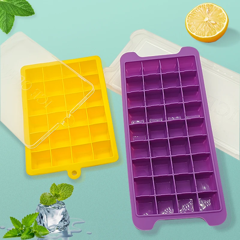 Custom Logo Color Dustproof Prevent Odour Fresh-keeping cover Design With Lid  Squeeze Out Easily Silicone Ice Cube Trays Bottle