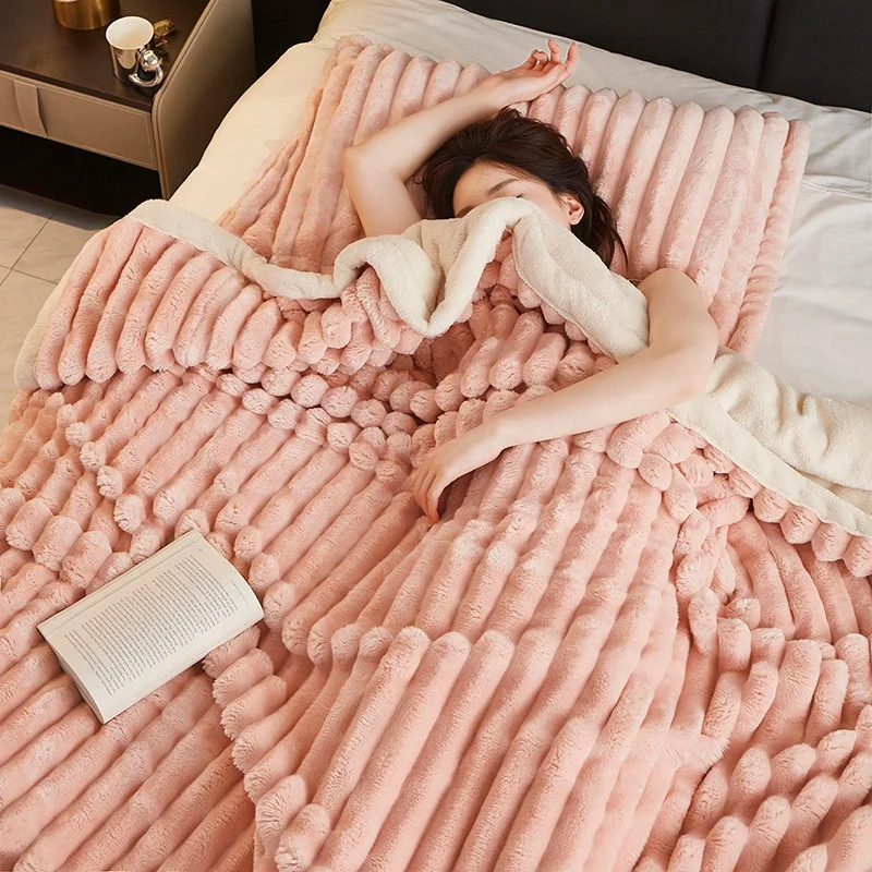 Light Luxury Tuscan Jade Lamb Short Velvet Casual Throw Advanced Sofa Rabbit Plush Faux Fur Throws Pillow Blanket