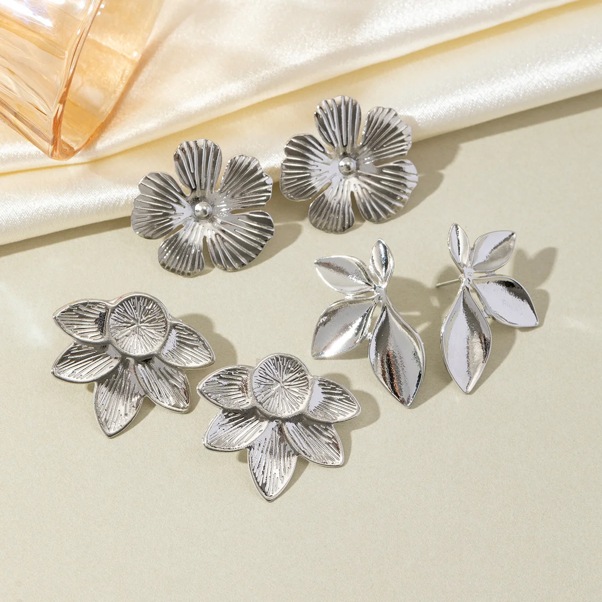 European and American INS style 18k gold plated stainless steel hexagonal star flower leaf earrings