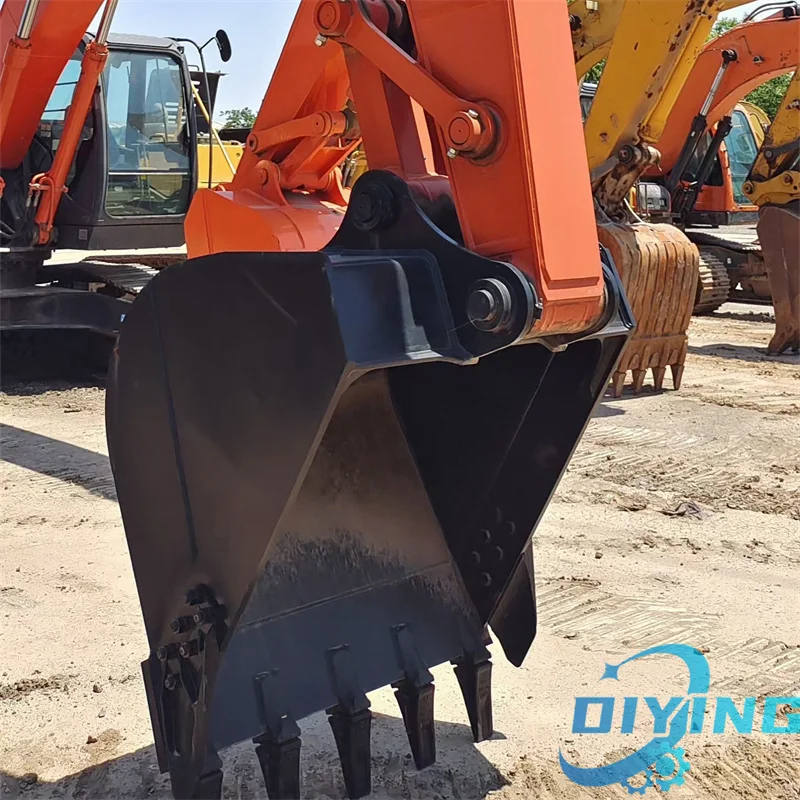 Используемый экскаватор Hitachi ZX210-3 ZX240-3 ZX240 в наличии