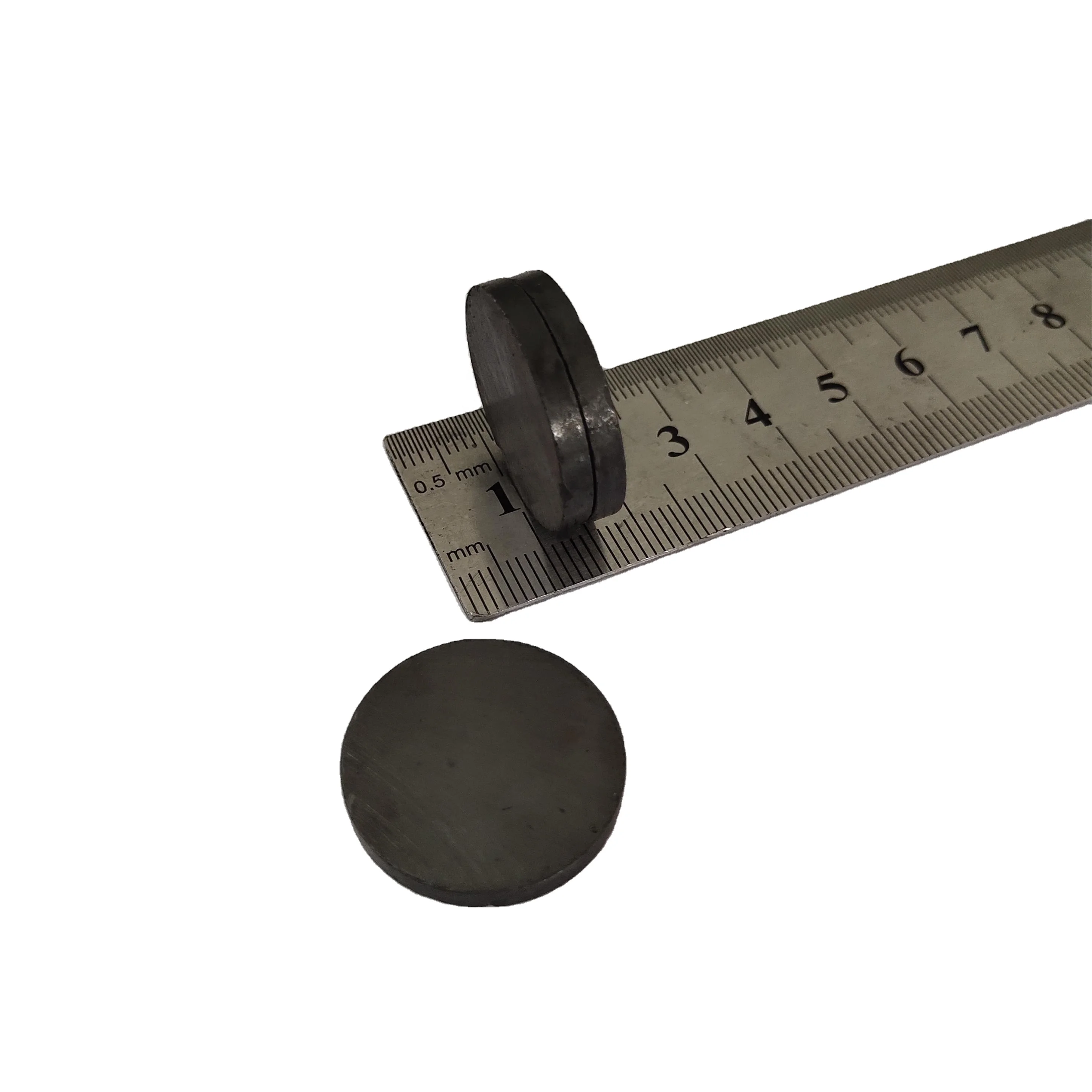 Barium Ferrite Magnet Disc Ferrite Magnetic Powder Products Round Permanent Ferrite Magnets for Speakers and Craft