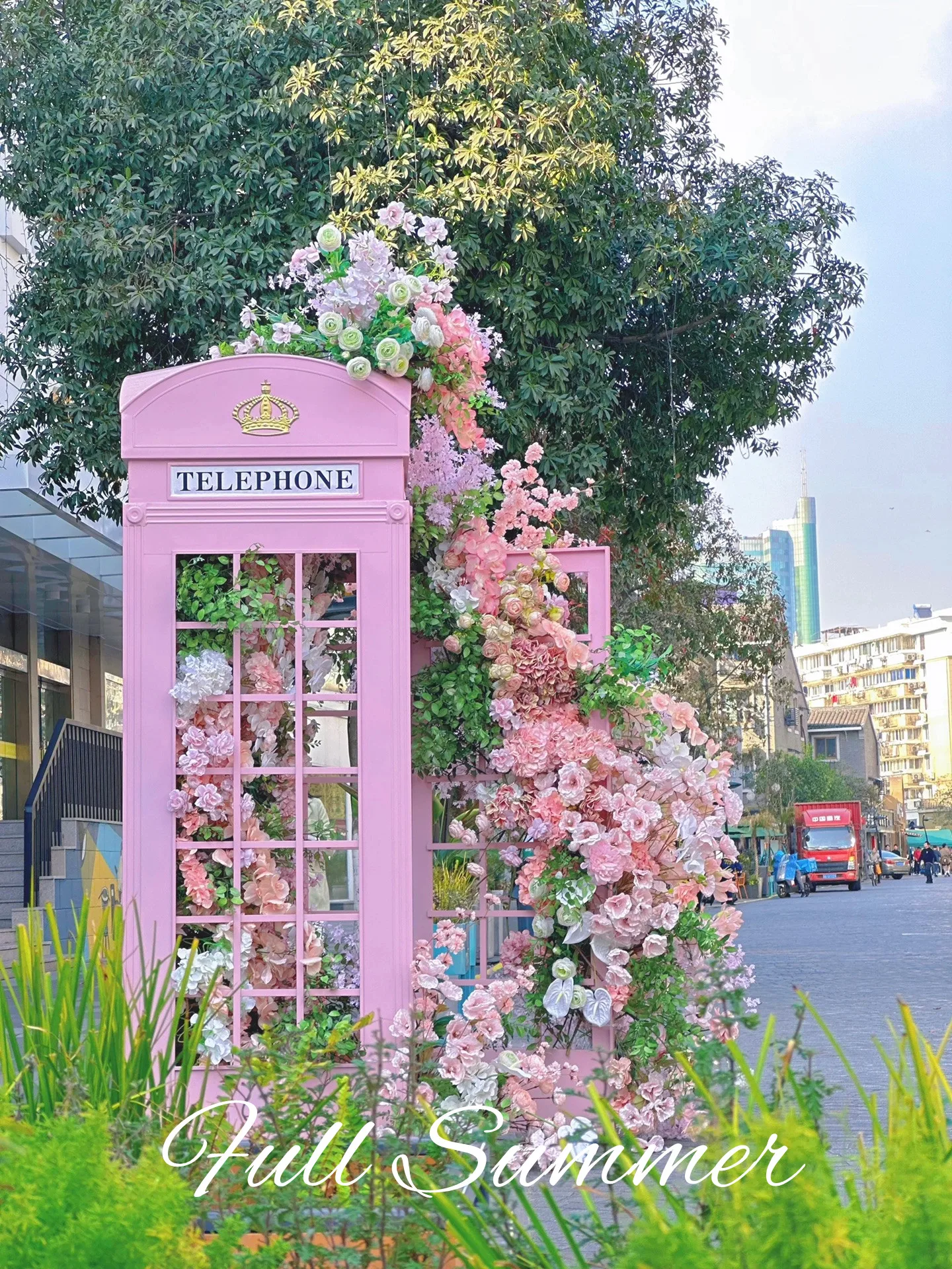 Pink London Telephone Booth Floral Phone Booth Wedding Decoration Prop London Telephone Booth