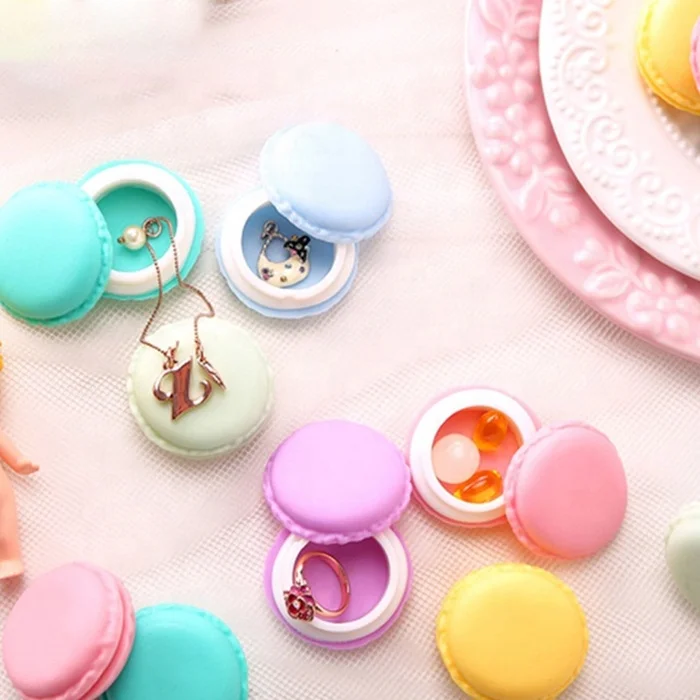 Round Small Portable Travel Macaron Design Mini Pill Case Jewelry Necklace Boxes