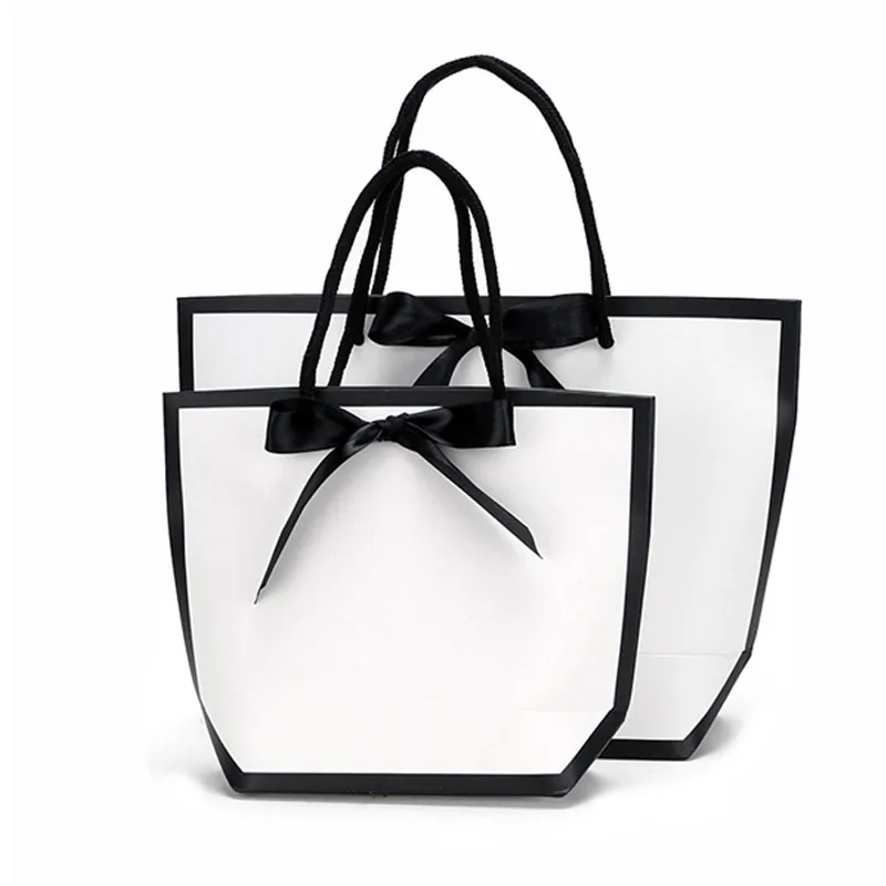 Custom design gift shopping paper bags with your logo jewelry gift paper bags with bow tie