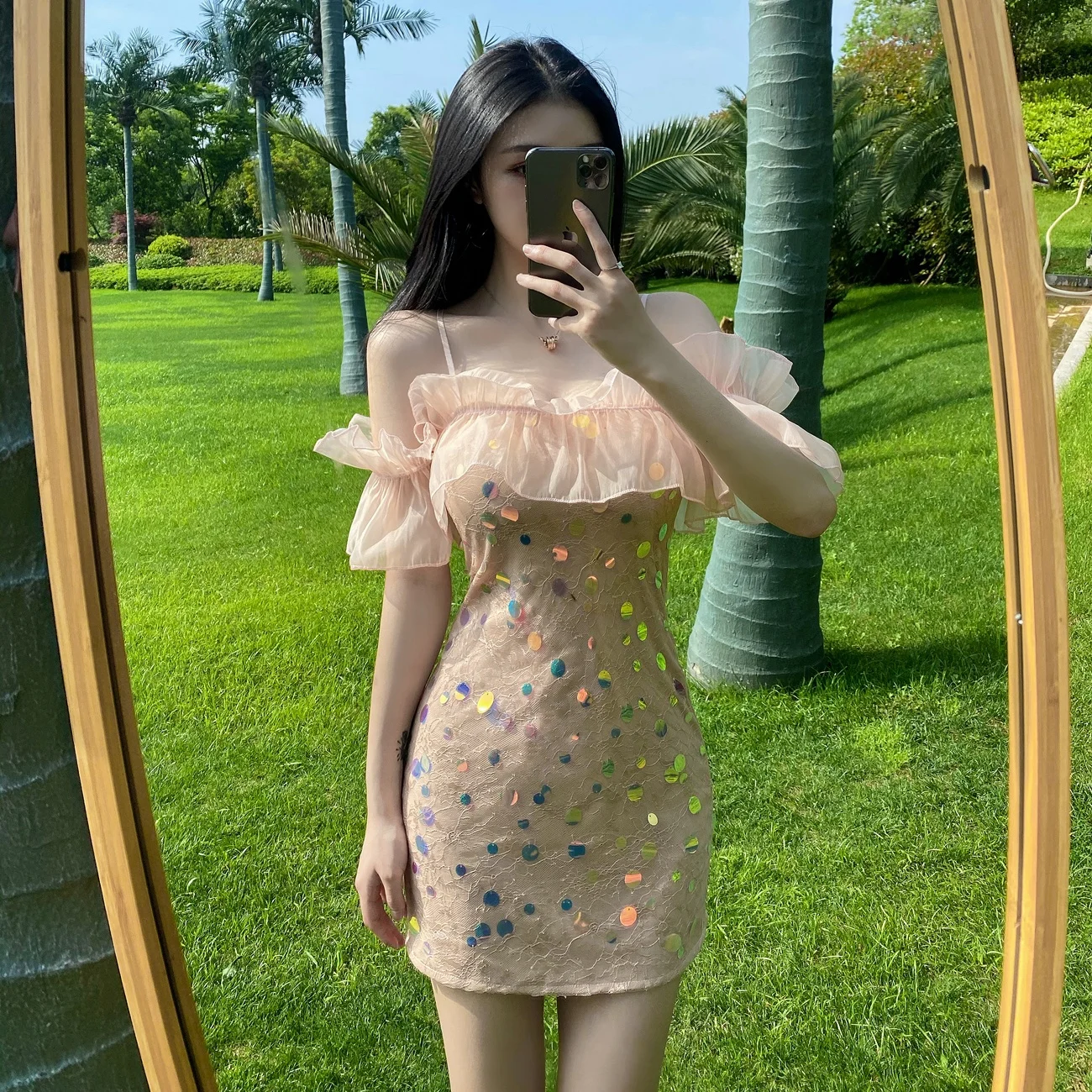 Бюстгальтер с рюшами на бретелях, короткий рукав, блестки, розовое ТРАПЕЦИЕВИДНОЕ короткое платье, милое платье