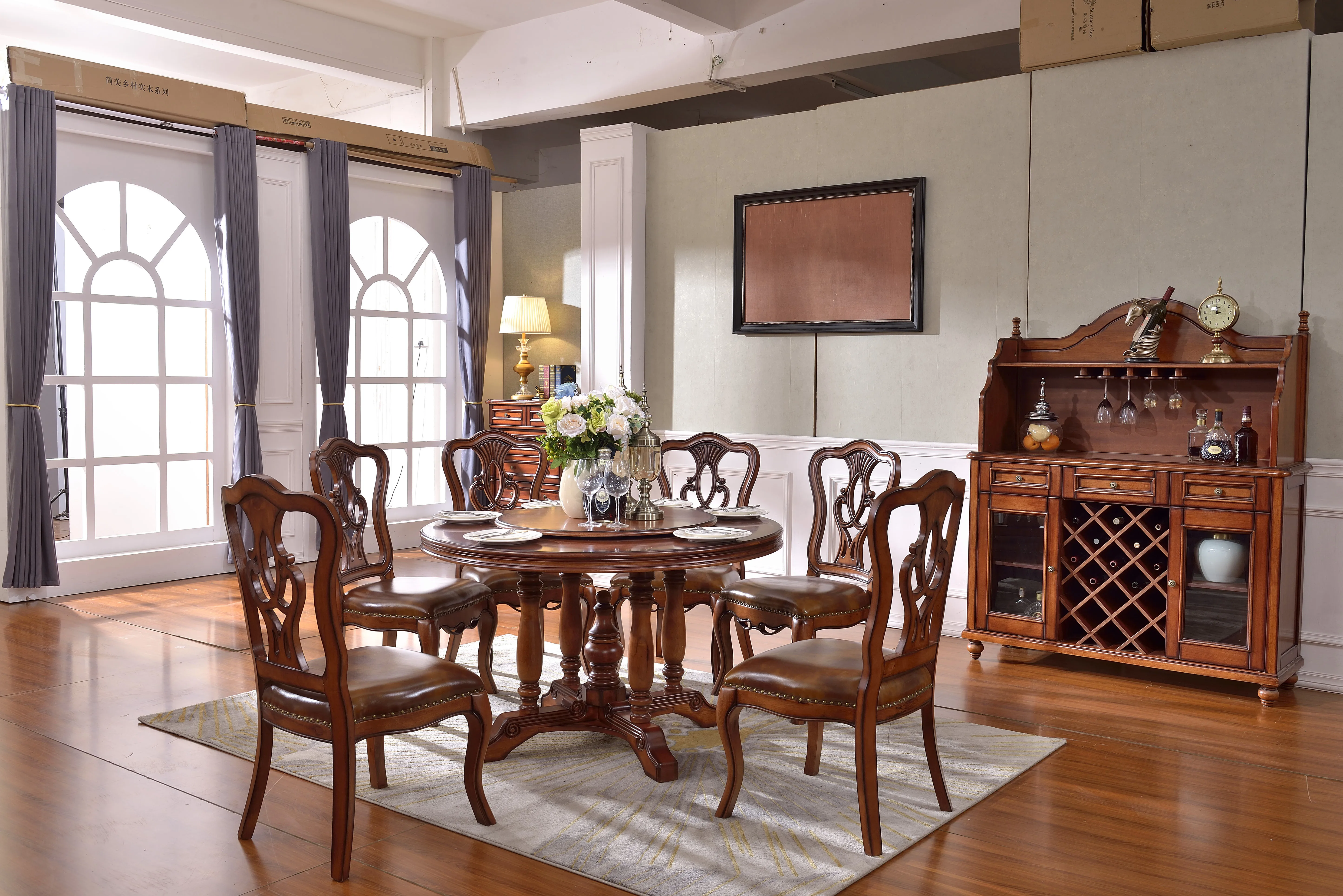 American Classical Style Luxury Wooden Round Rotatable Solid Wood  Dining Table Home Restaurant Furniture