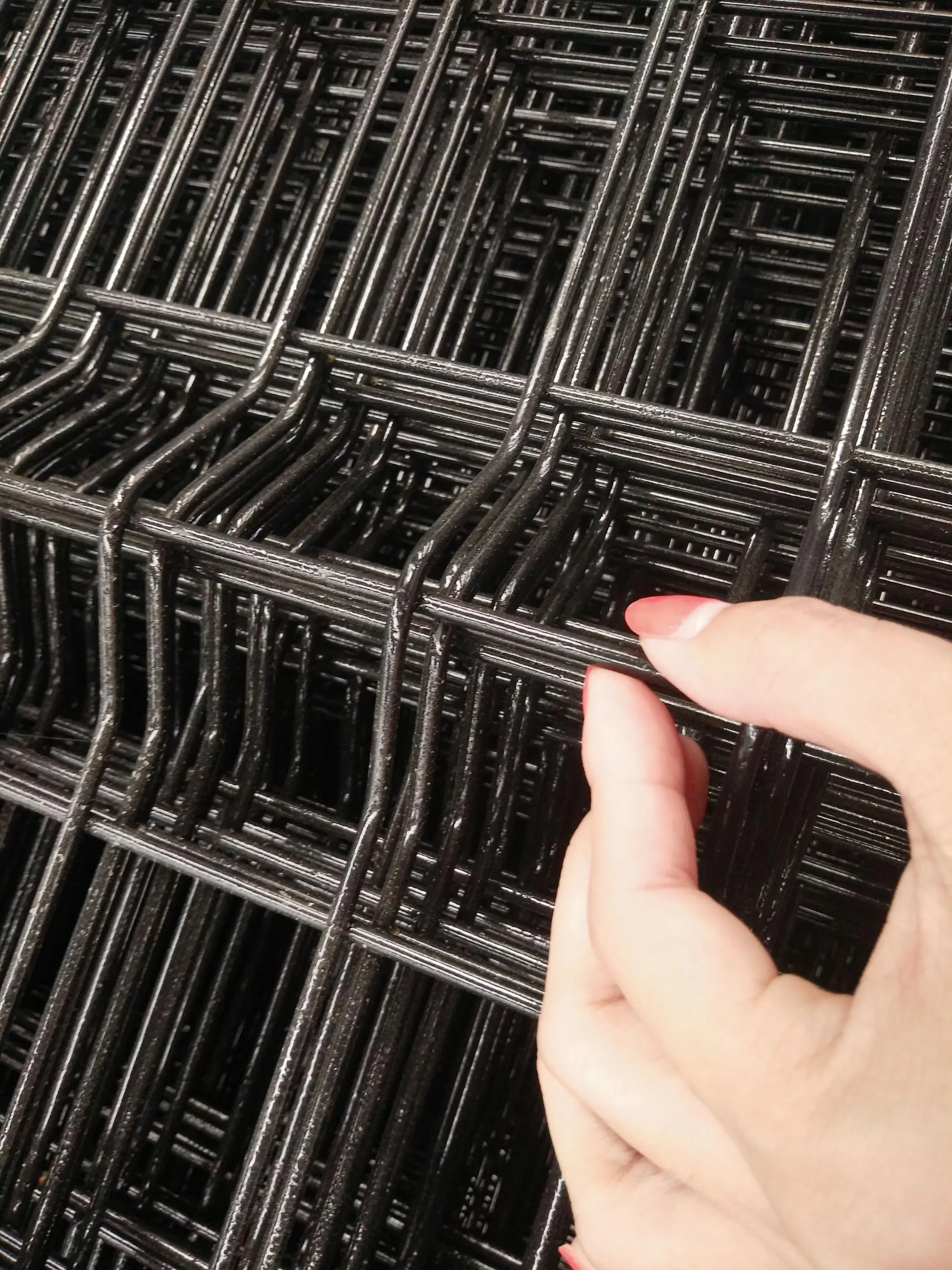 Hot Sale 3D Curved Welded Wire Mesh Fence PVC and Galvanized Steel Frame Easy Assembly for Farming & Garden Trellis