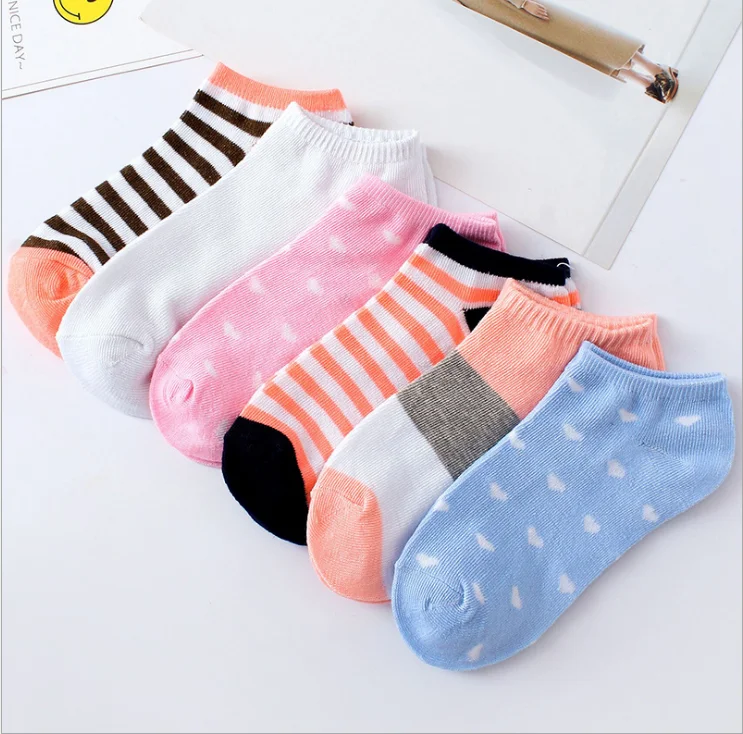 2020 Wholesale china custom logo funky ankle women fashion socks