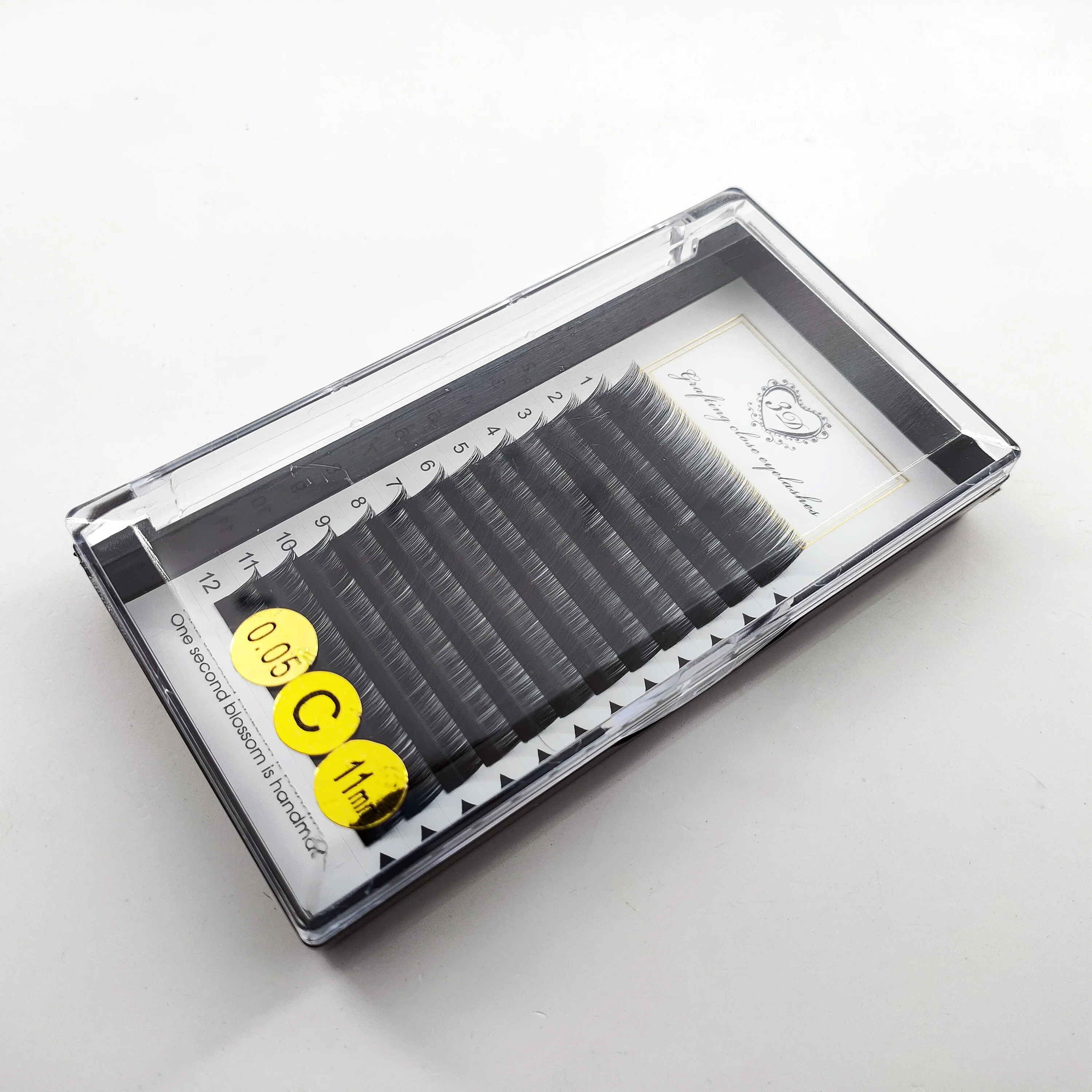 12 rows of 8-12mm classic  high-quality matte soft eyelashes, C-shaped curled single grafted eyelashes
