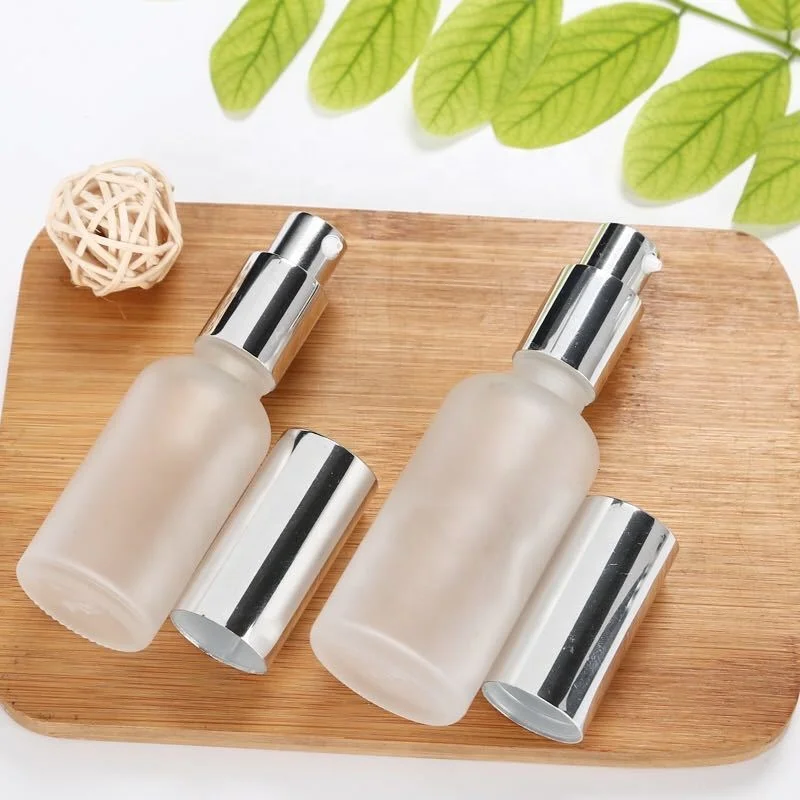 Custom Refillable Spray Bottle 10ml 20ml 30ml 50ml 100ml Frosted Glass Bottle with Lotion Pump