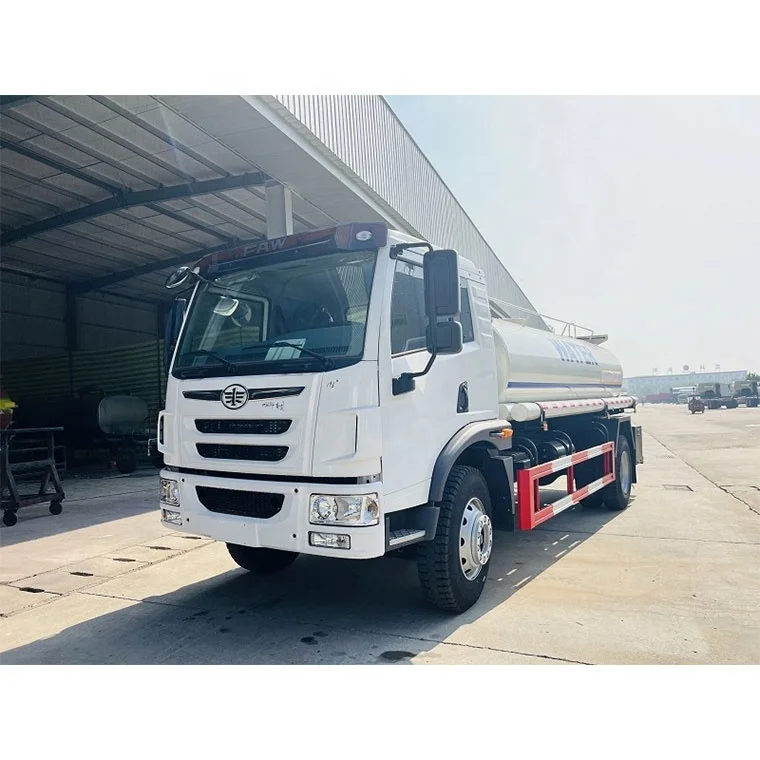 FAW 3000 Gallon New 8000 Liter Drinking Water Road Tanker Water Tank Truck for Sale Factory Price