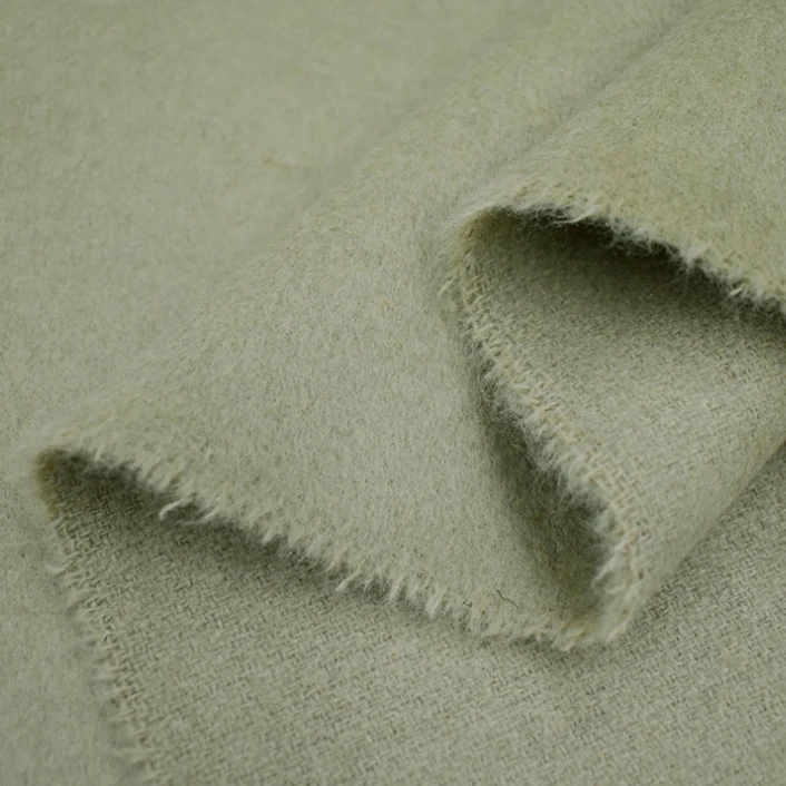 Low MOQ 30% wool blends 750g/m colorful overcoating wool fabric for coats