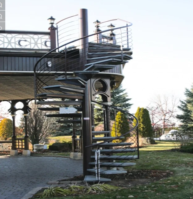 Duplex House Spiral Stairs Wooden Steps and Metal Spiral Staircase