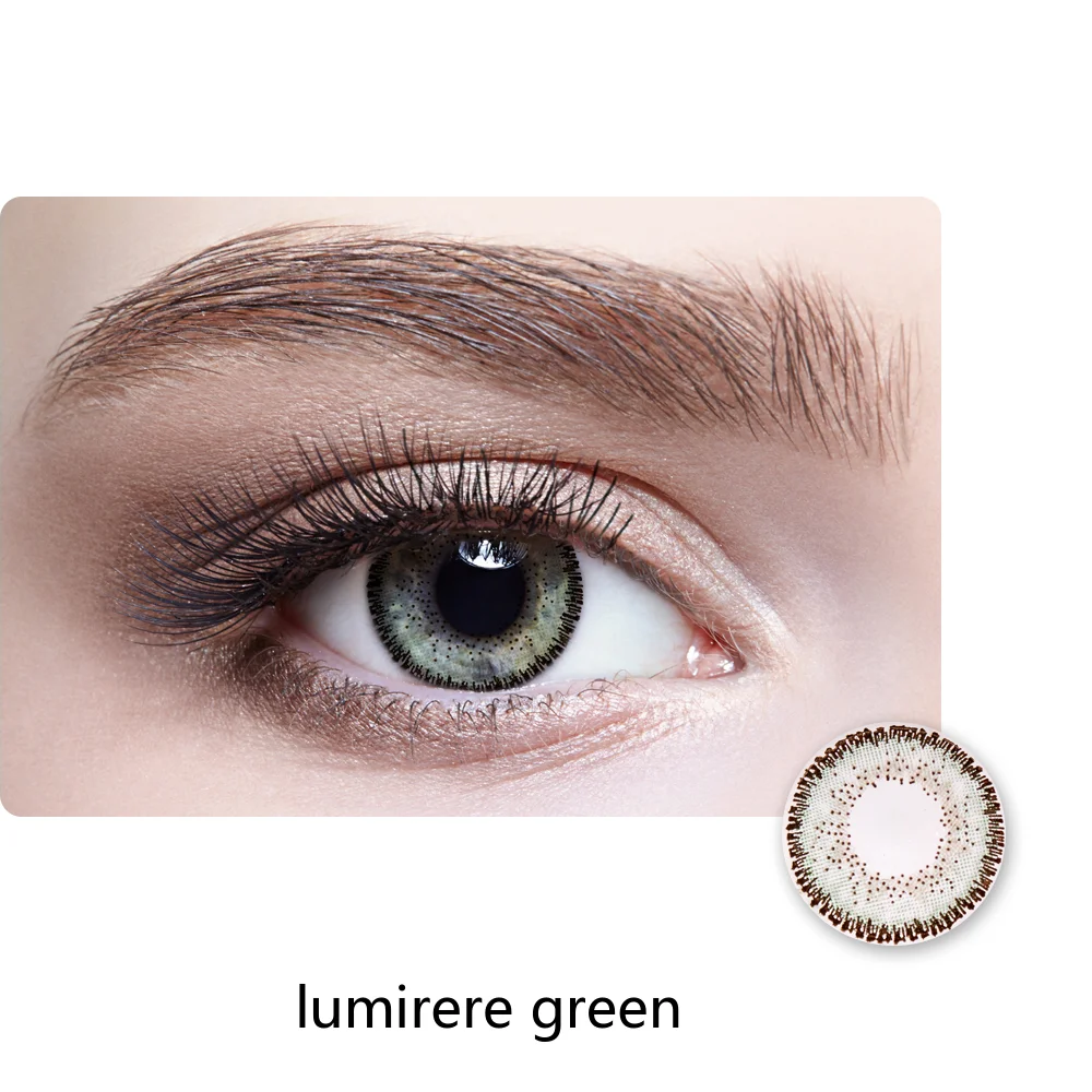 Young and delicate girls use the best-selling Korean color fresh contact lenses