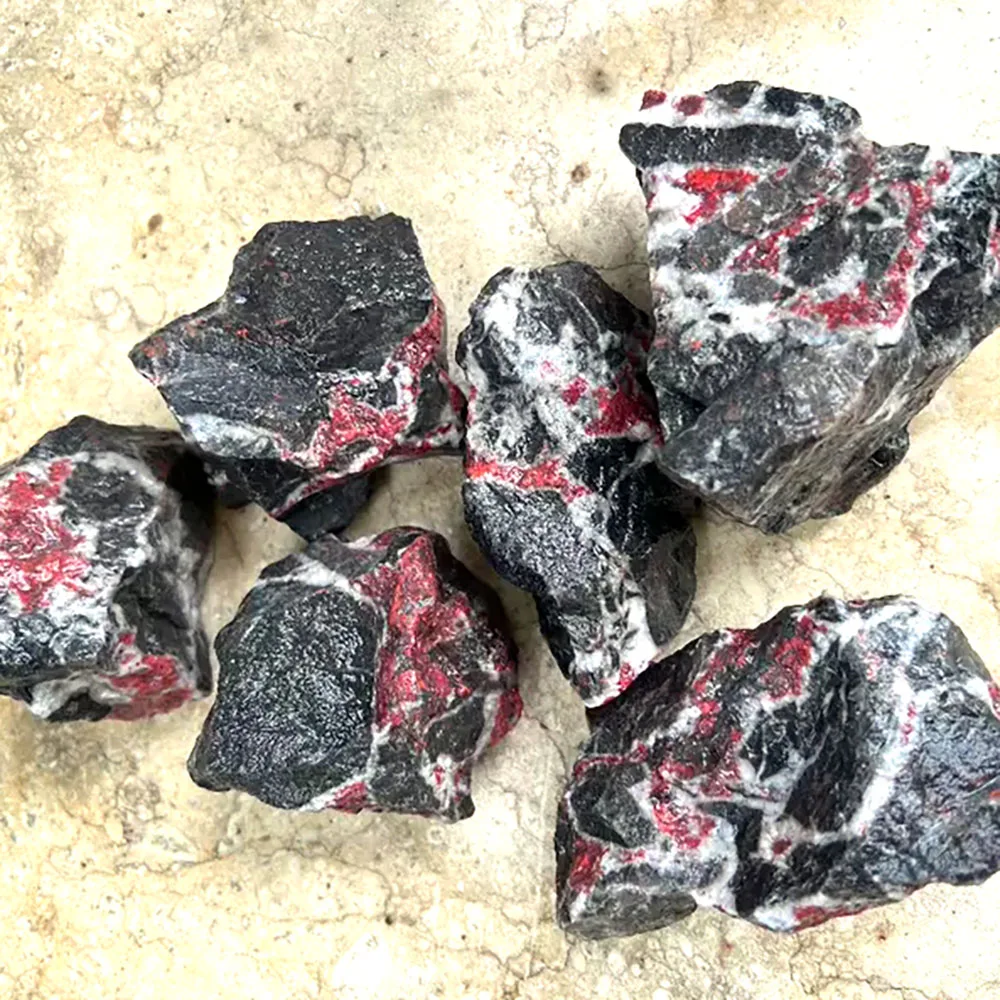 Cheap natural common rough red cinnabar stone Wholesale high quality cinnabar raw stone originating in China