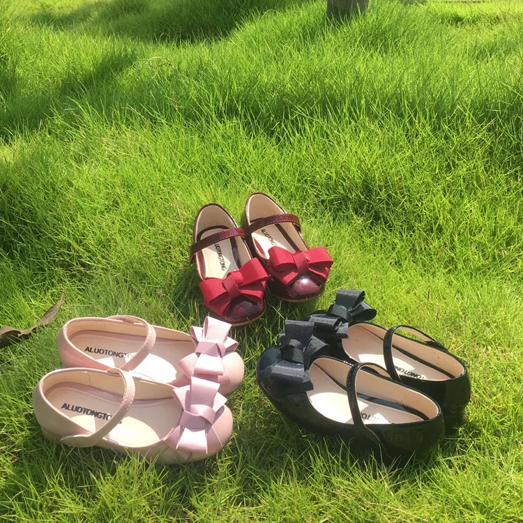 Wholesale Fashion Casual Leather Kids Girls Children Dress Shoes