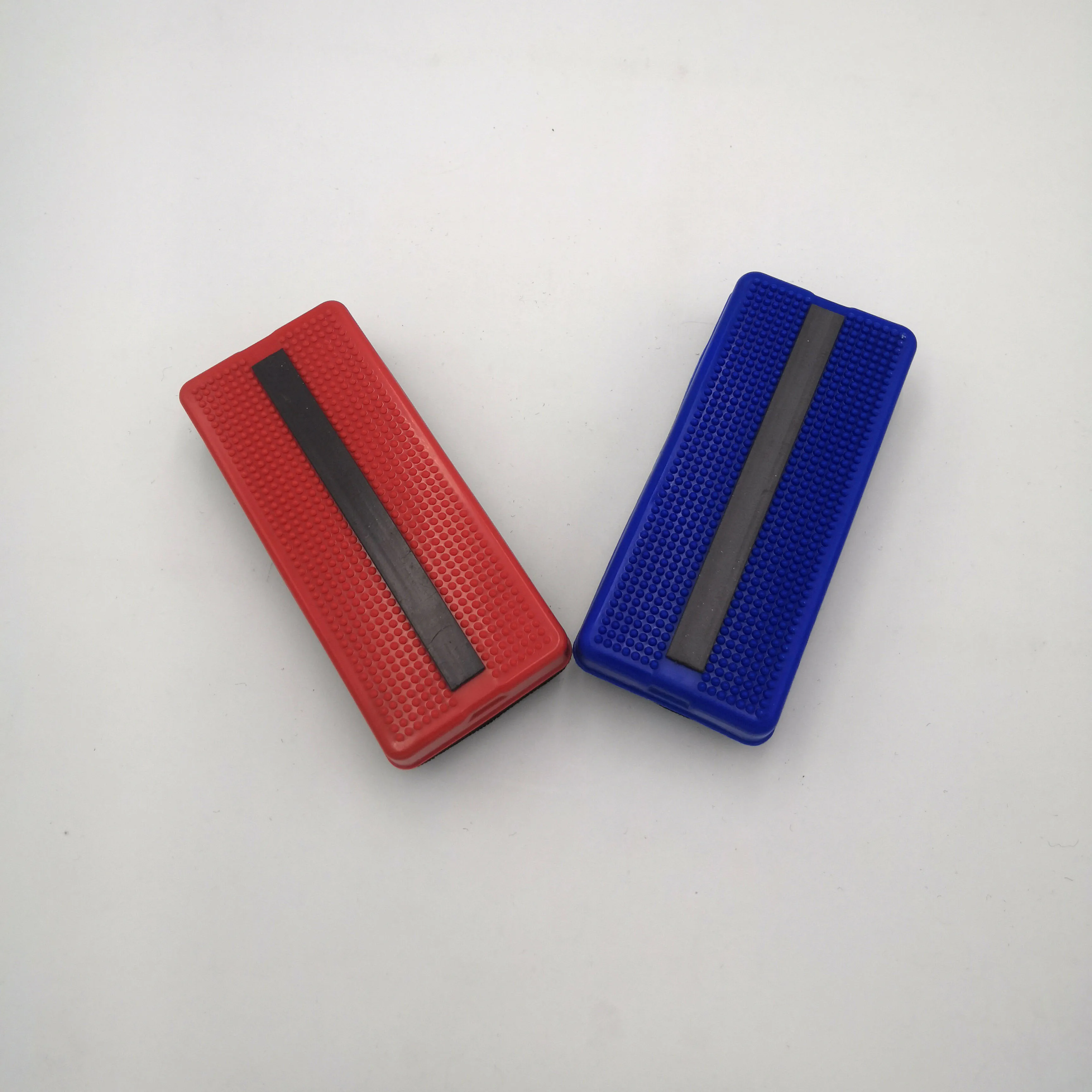high quality plastic material retangular shape magnetic marker board eraser with magnetic stripes