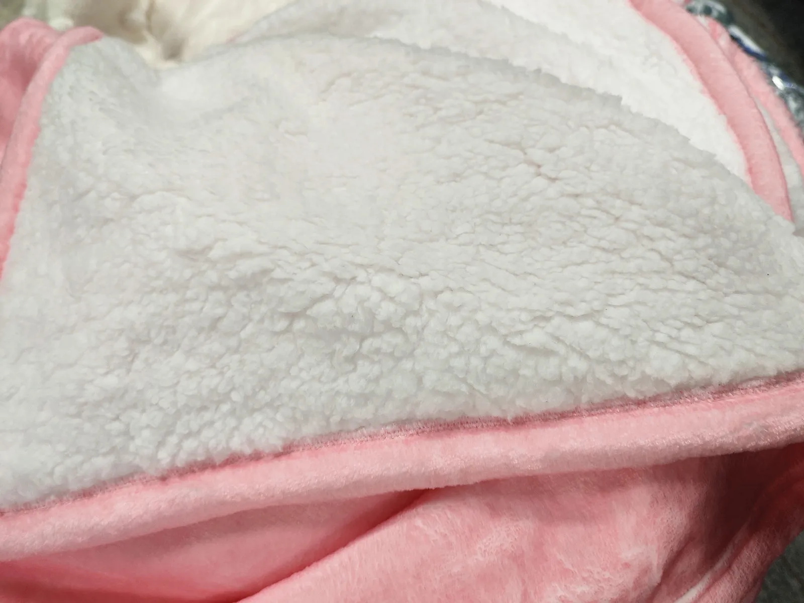 Wholesale Promotion Club Soft Flannel Custom Throw Fleece Blanket with Printed Designs on Both Sides