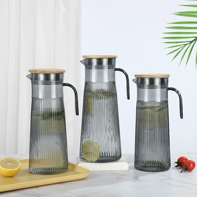 Factory Price 1000ml Household Vertical Stripe Glass Cold Water Lemon Tea High Capacity Heat-proof Bottle
