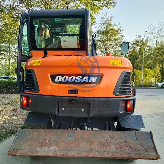 Doosan DX60W эко-колесный экскаватор 6 тонн
