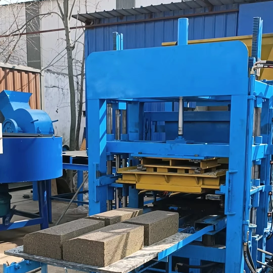 QT4-25 Automatic Hollow Brick Making Machine Building Block Machinery Concrete Hollow Block For Sale