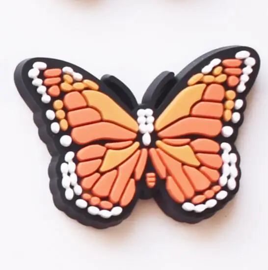 Hot selling PVC soft rubber hole shoe buckle detachable wrist strap decorative buckle cartoon colorful butterfly shoe charms