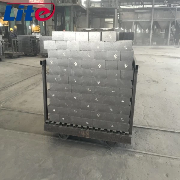 High Quality Magnesia Carbon Brick / Refractory Magnesium Carbon Bricks in stock