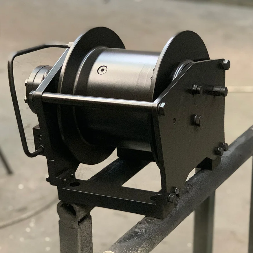 800kg Hydraulic winch lifting forest machine