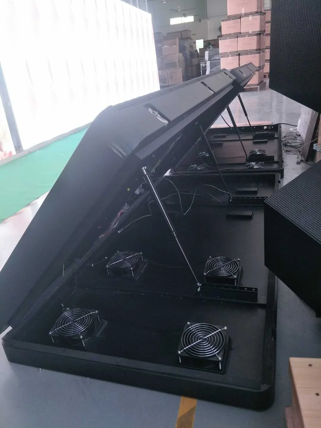 P4 LED pole screen for street lighting pole advertising